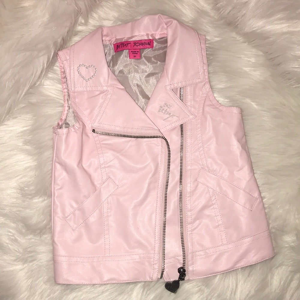 🎉🎉🎉SOLD🎉🎉🎉Betsy Johnson Vest